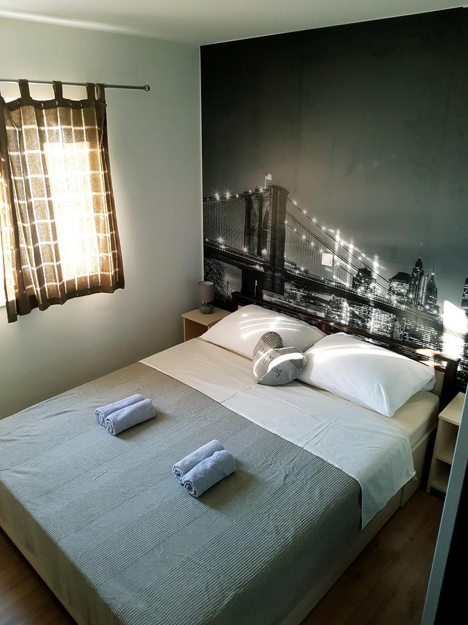 Apartments Kalajica トロギール エクステリア 写真